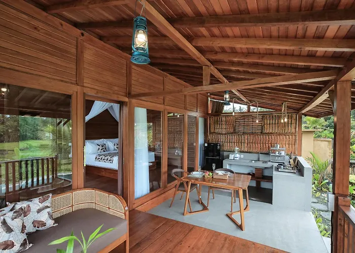 Villa Blusung Mesari